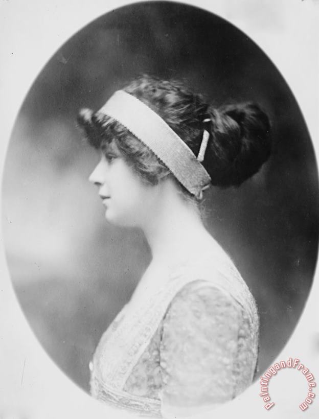 Others MADELEINE FORCE ASTOR (1893-1940). Second wife and widow of John Jacob Astor IV and survivor of the RMS Titanic. Photograph, c1912 Art Print