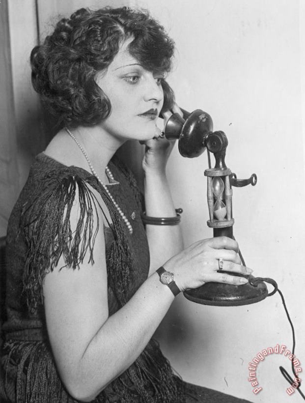 Others TELEPHONE CALL, 1920s Art Print