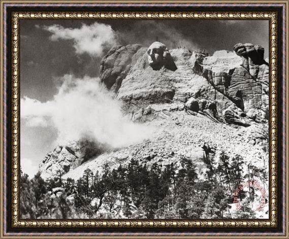 Others MOUNT RUSHMORE, c1934 Framed Painting