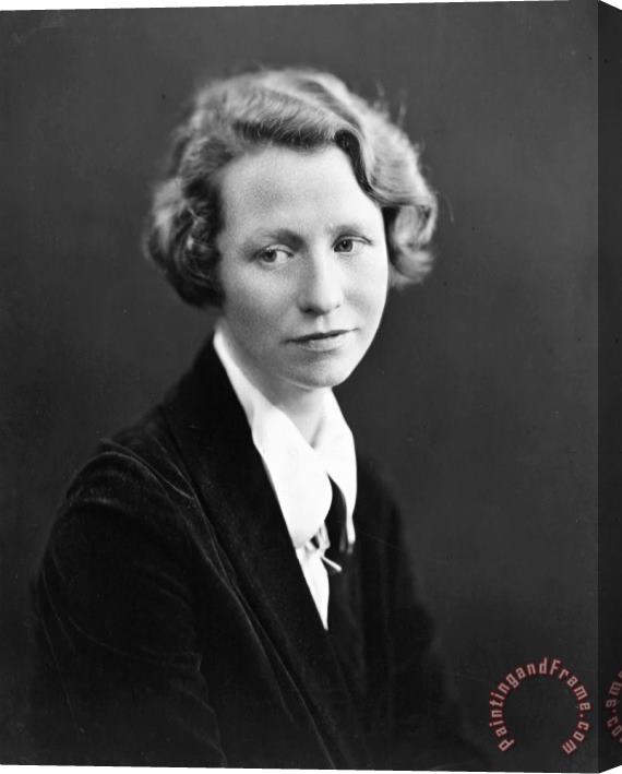 Others Edna St. Vincent Millay Stretched Canvas Print / Canvas Art