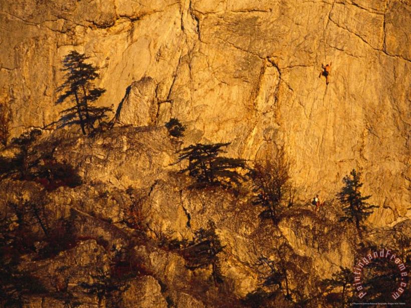 Raymond Gehman Rock Climbers on Seneca Rocks at Sunset Art Print
