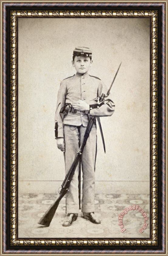 Others Civil War: Soldier Framed Print