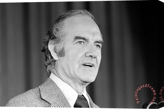 Others GEORGE McGOVERN (1922- ) Stretched Canvas Print / Canvas Art