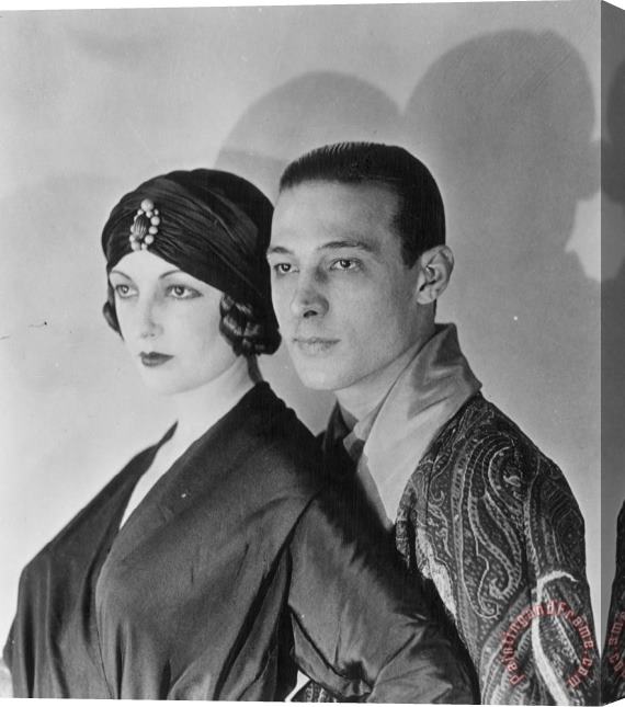Others Rudolph Valentino Stretched Canvas Print / Canvas Art