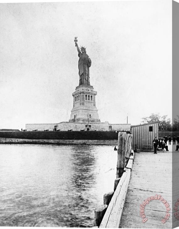 Others STATUE OF LIBERTY, c1890 Stretched Canvas Painting / Canvas Art