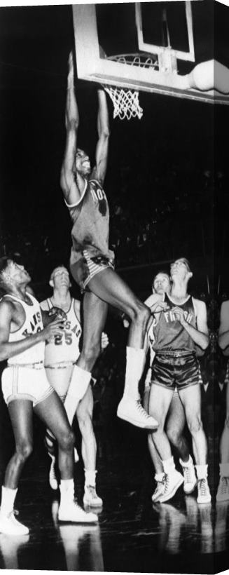 Others Wilt Chamberlain (1936-1999) Stretched Canvas Print / Canvas Art