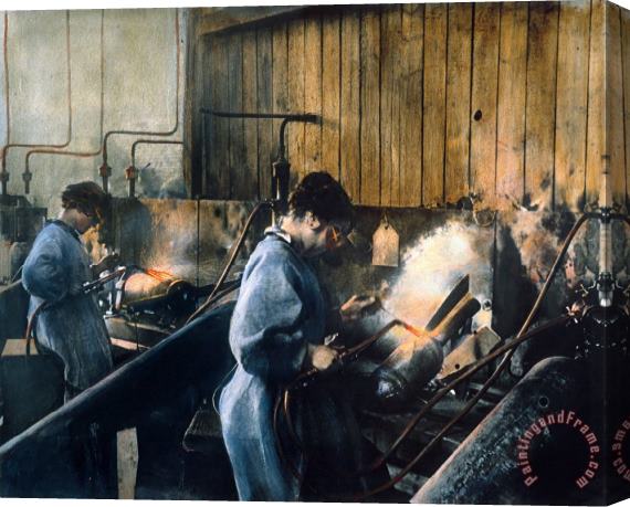 Others World War I: Women Workers Stretched Canvas Painting / Canvas Art