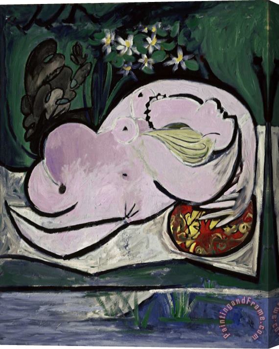 Pablo Picasso Nu Dans Un Jardin (nude in The Garden) Stretched Canvas Painting / Canvas Art